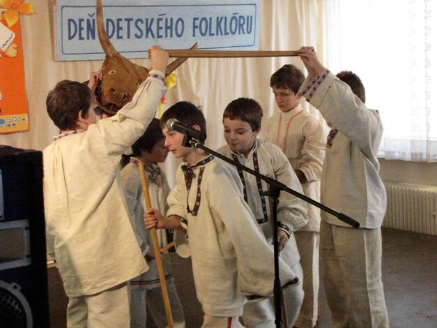 Detský folklórny súbor Kapsiarik z Poruby
